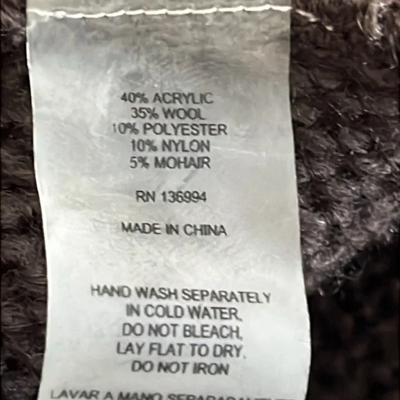 Long cardigan. - Picture 9 of 9